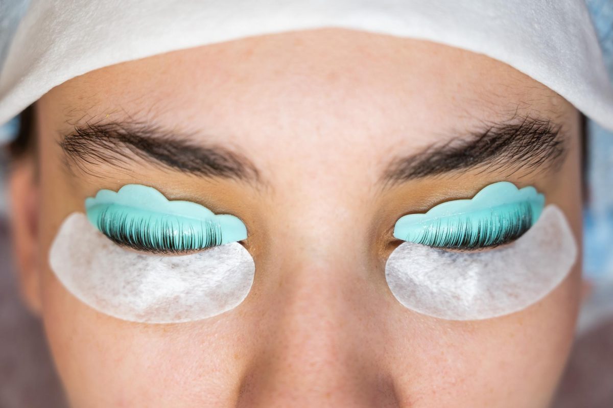 Proceso de lifting de pestañas